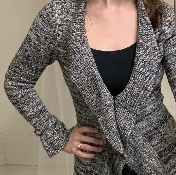 White House Black Market Cardigan With Ruffle Closure - Picture 4 of 15